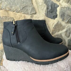 Dr. Scholl's Black Wedge Booties